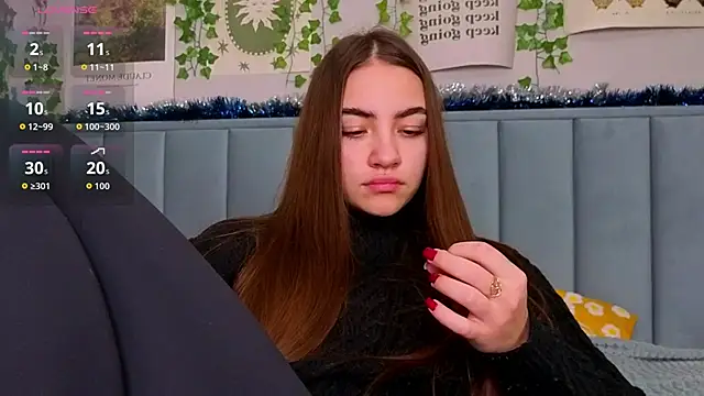 Fit_Brunette_'s cam snapshot