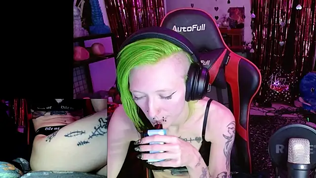 alicewonder09's cam snapshot