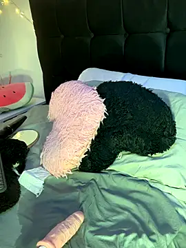 monse_cat's cam snapshot