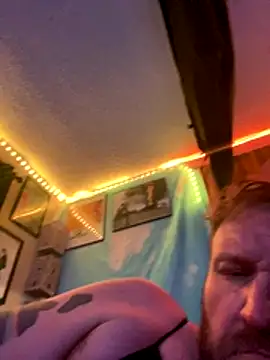 Thickwhitetight's cam snapshot