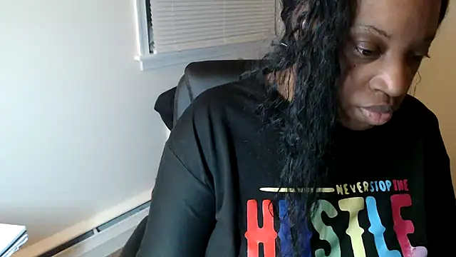 Sexymona1218's cam snapshot