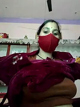 Maahi-Queen's cam snapshot