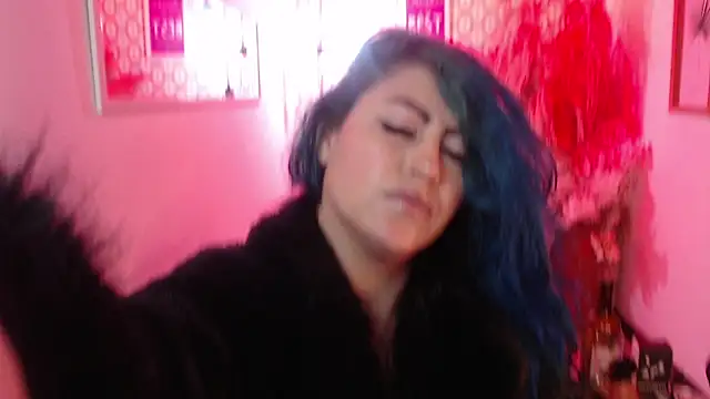 scarleth_blue's cam snapshot