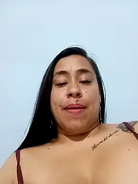 kamila_lovee's cam snapshot