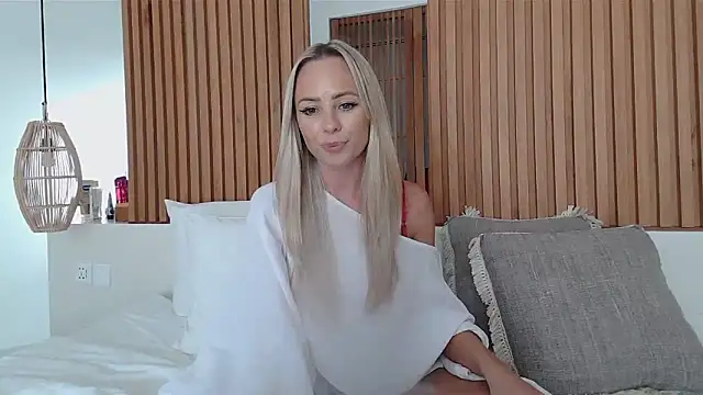 amelialorenz live sex cam