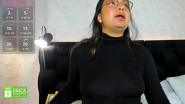 Lea_Hunter_'s cam snapshot