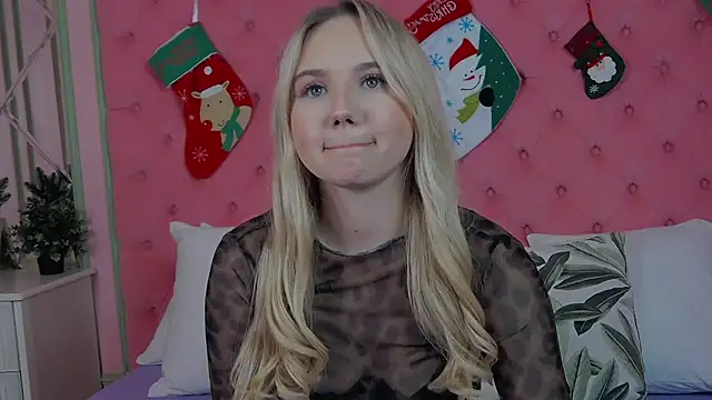 Sky_Cutie live sex cam