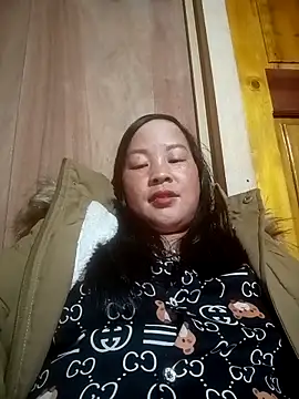 MinaYangon502's cam snapshot