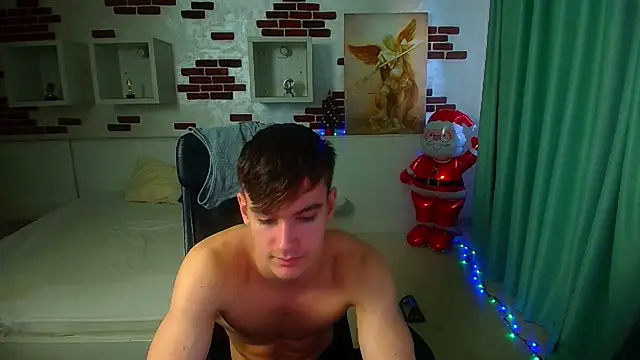 BradyFlint live sex cam