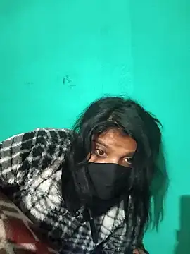 QWEEN7B live sex cam