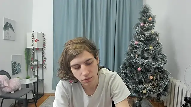 AvenGlow live sex cam