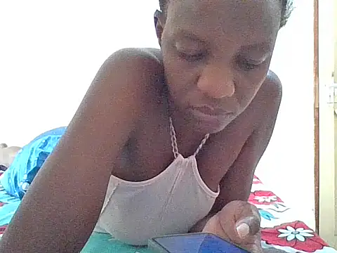 SimplyHer's cam snapshot