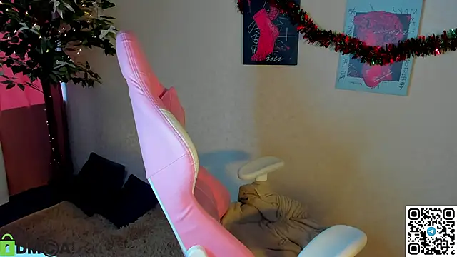 L1na_Reeds live sex cam