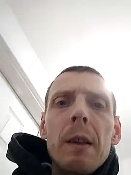 CrookedBunk3527 live sex cam