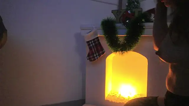 Daisha_Riley's cam snapshot