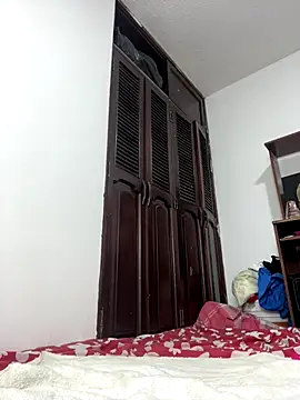 Katey_curvy01's cam snapshot