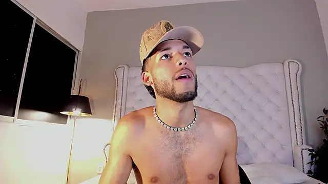 Thiagoferreti live sex cam