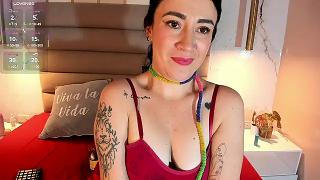 Victoria01_'s cam snapshot