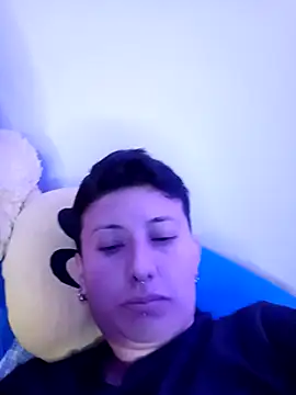 Mei_and_Gaby's cam snapshot