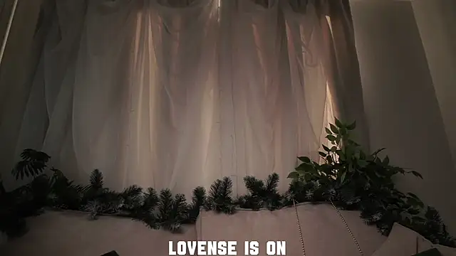 ElizSpieth's cam snapshot