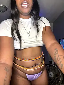 IntrovertedUnicorn's cam snapshot