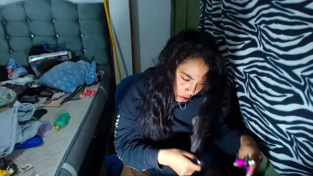 AmaraRoberts420's cam snapshot