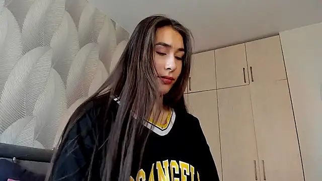 Bambiii_bby's cam snapshot