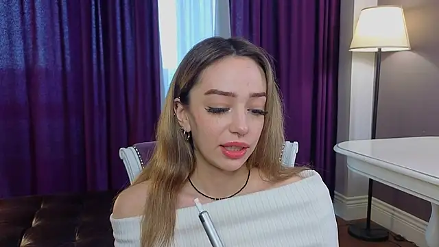 DeiraCharson's cam snapshot