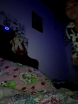 MitsuChan_'s cam snapshot