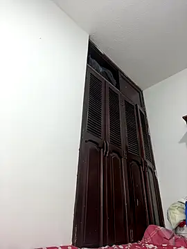 Katey_curvy01's cam snapshot