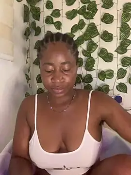 MISSMAYMADMYDAY's cam snapshot