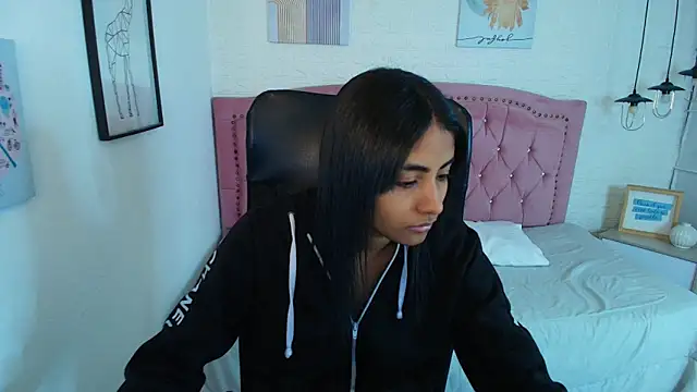 shaneelle's cam snapshot