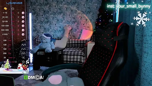 Your_small_bunny's cam snapshot