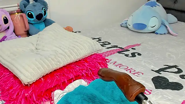 Elizabeth_18_'s cam snapshot