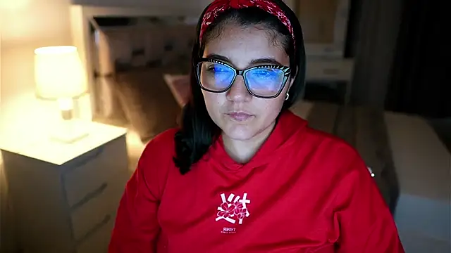 Camilaa_bueno's cam snapshot