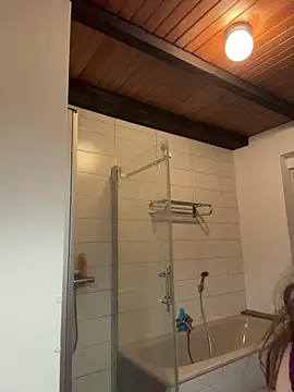 LittleChaosQueen live sex cam