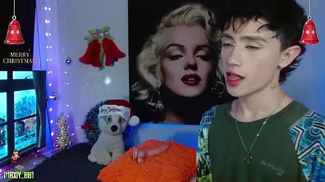 maxiy_001 live sex cam