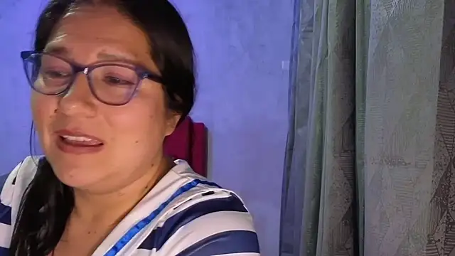 scarlett_widow_'s cam snapshot