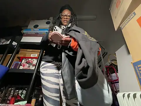 wynterheat live sex cam