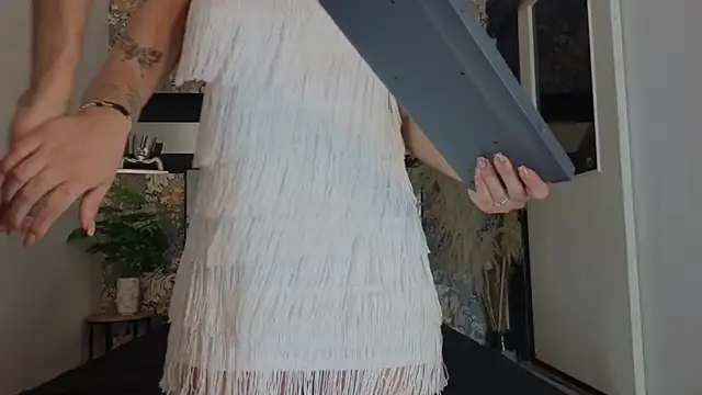 hinata_itachi's cam snapshot