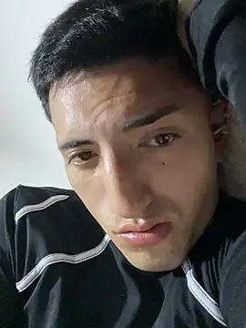 Un_Sluttyy live sex cam