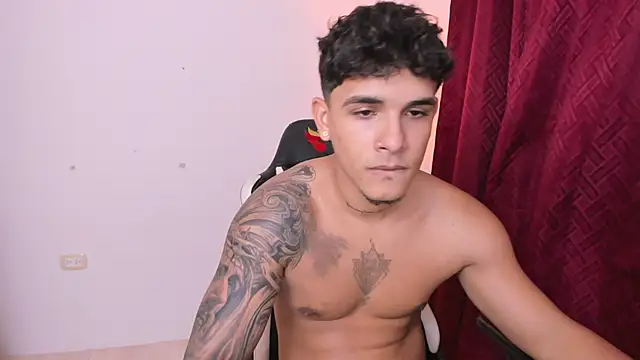 Evan_stoner live sex cam