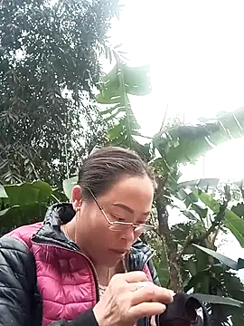 CoMay003's cam snapshot