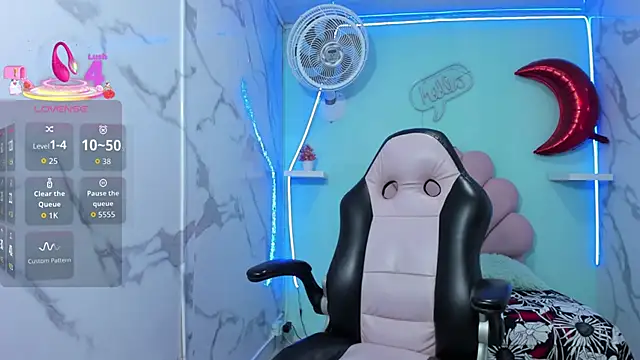 nicol_ross19's cam snapshot