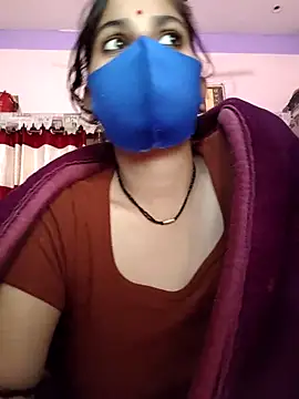 Maahi-Queen's cam snapshot