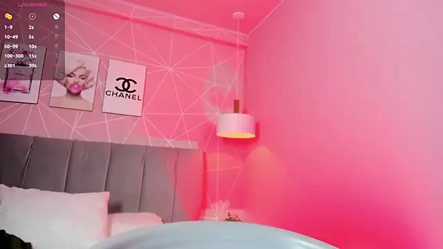 dolly_zoe's cam snapshot