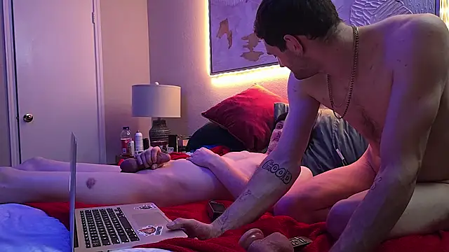 Mrkarizma's cam snapshot