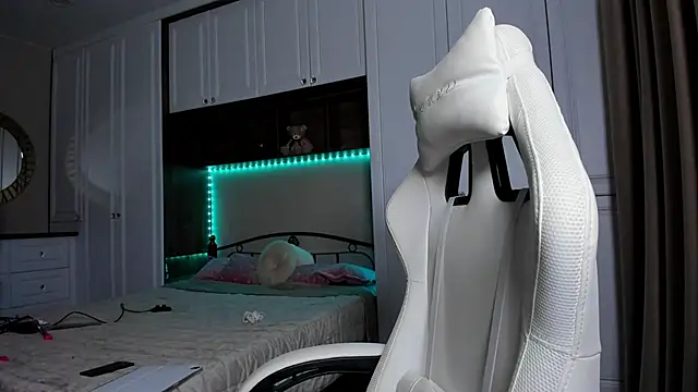 LilyRaisa's cam snapshot