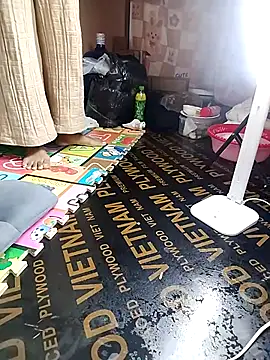 milk_babyy's cam snapshot