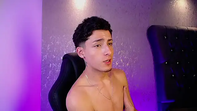 MateoMitchell live sex cam